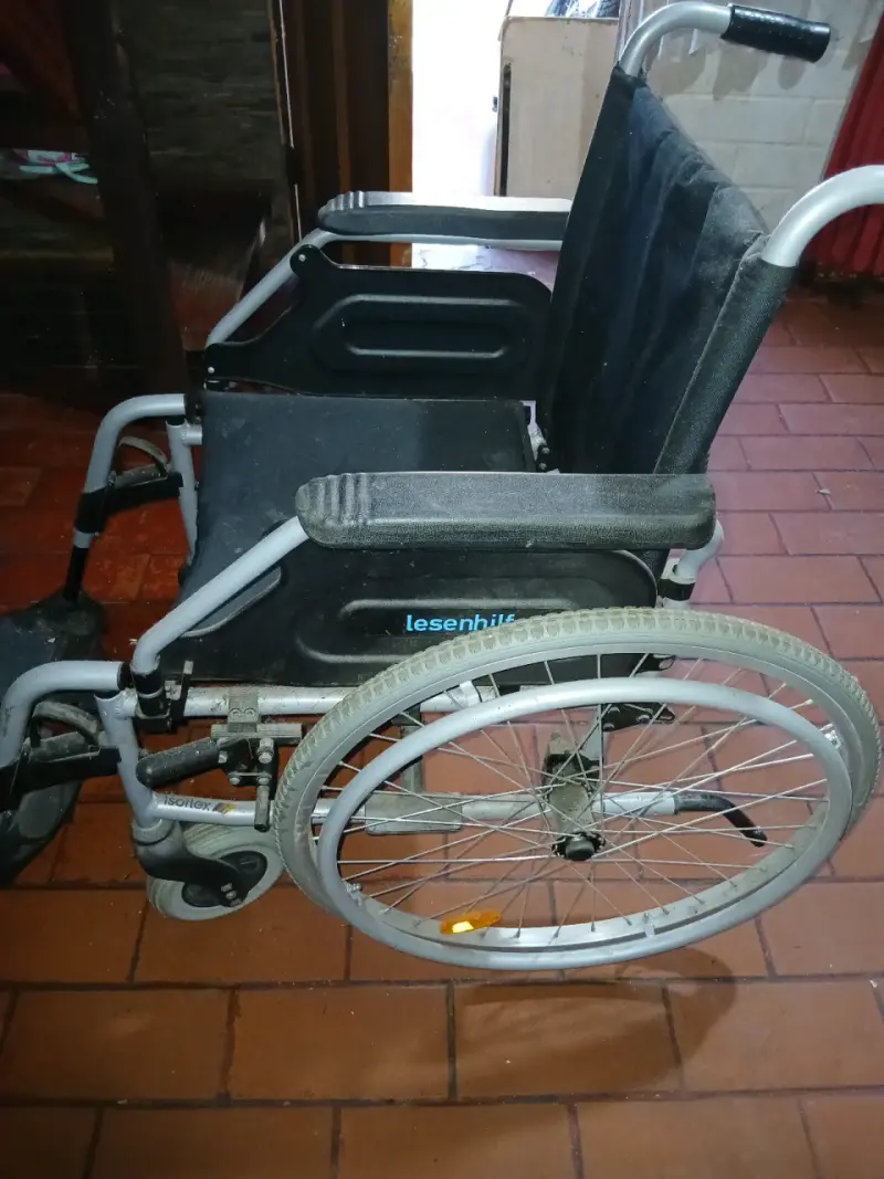 Silla de Ruedas Plegable Isotex - 5