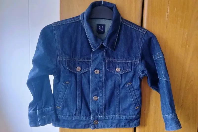 Chaqueta de mezclilla para niños GAP Kids - 1
