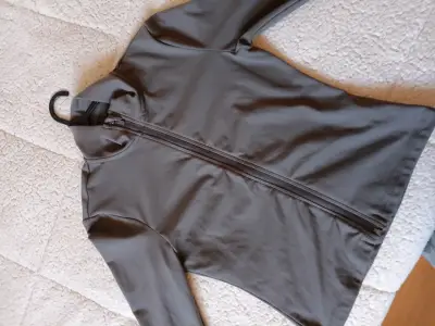Chaqueta deportiva gris H&M Move SoftMove - miniatura 1