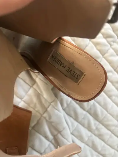 Sandalias de cuero  Steve Madden con tacón alto - miniatura 3