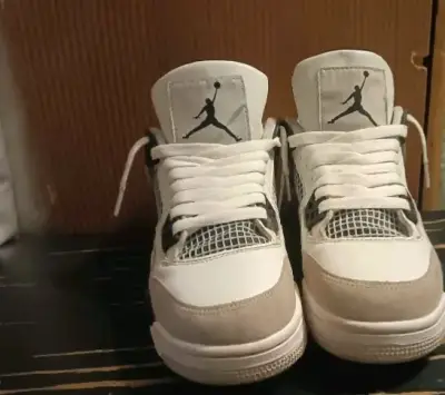 Zapatillas deportivas blancas Air Jordan retro - miniatura 1