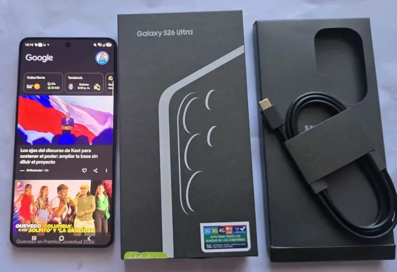 Samsung Galaxy S26 Ultra con caja y cargador - 2