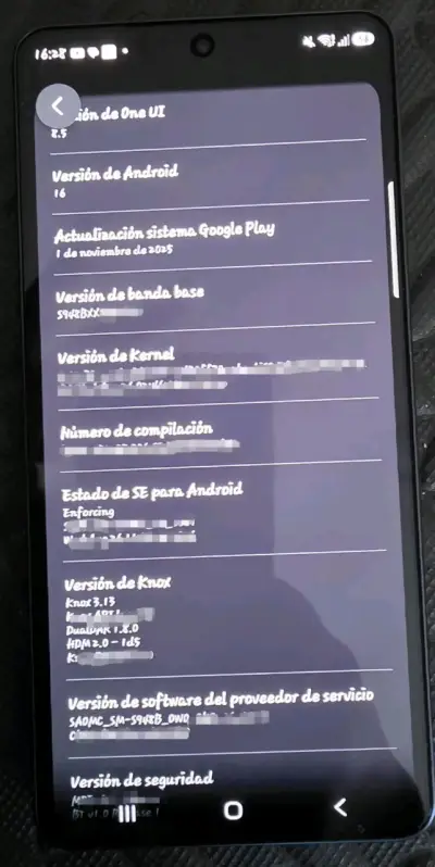 Samsung Galaxy S26 Ultra con caja y cargador - miniatura 6