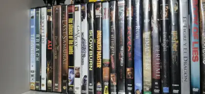 Colección de DVDs originales - miniatura 2
