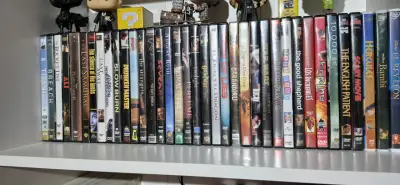 Colección de DVDs originales - miniatura 3