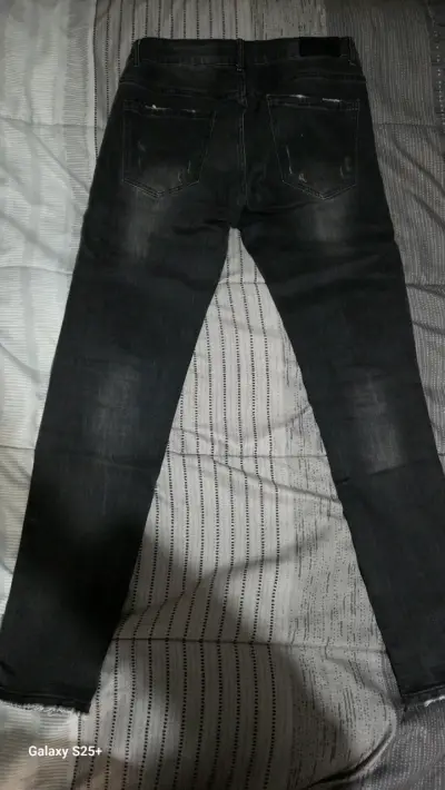 Jeans negros  para hombre talla 40 - miniatura 2