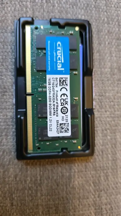 Memoria RAM Crucial 16GB DDR4-3200 SODIMM - miniatura 1