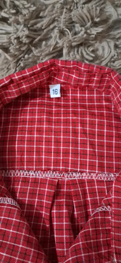 Camisa a cuadros roja talla 16 - miniatura 2