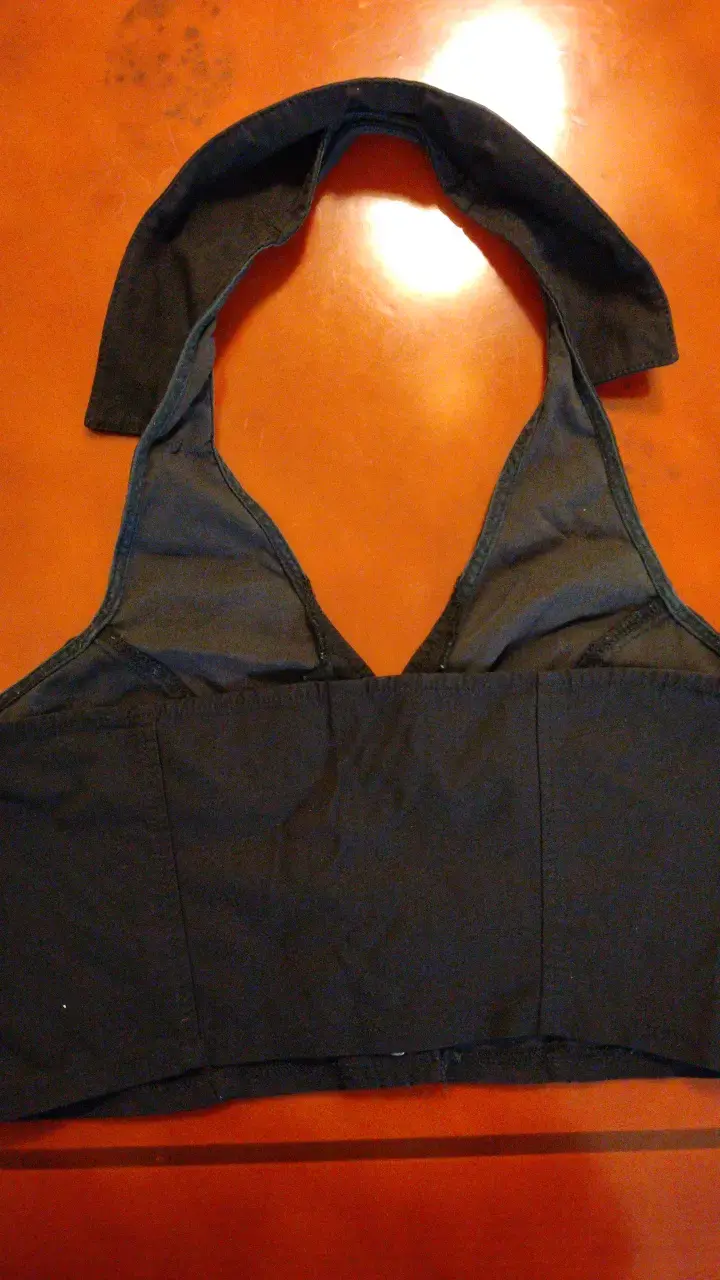Top negro con botones metálicos - 2