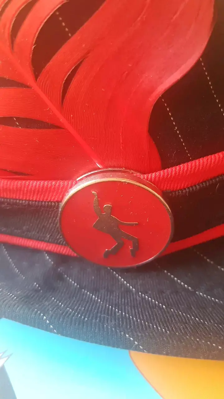 Chaqueta de cuero sintético con diseño gráfico - 6