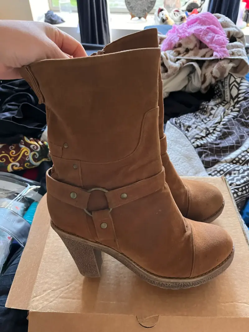 Botines de tacón alto marrones con forro a cuadros - 6