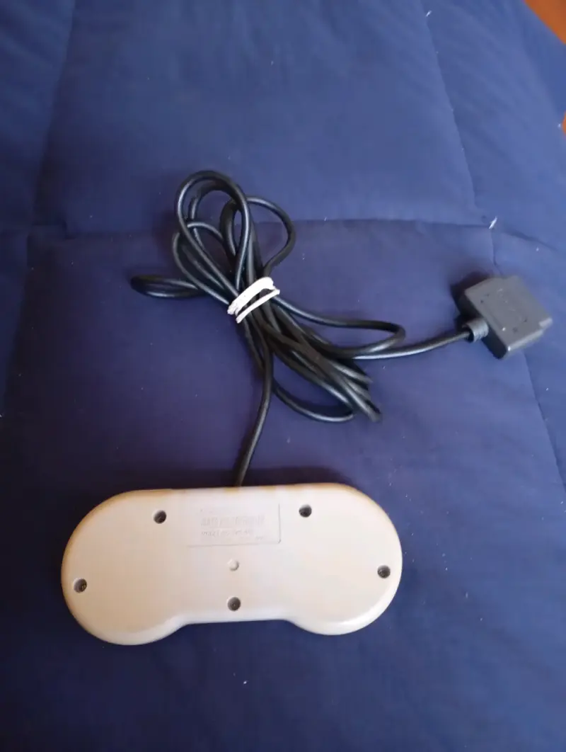 Control Super Nintendo original con cable - 2