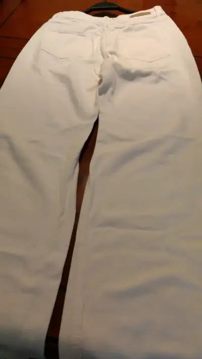 Pantalones blanco rotos para mujer Index - miniatura 2
