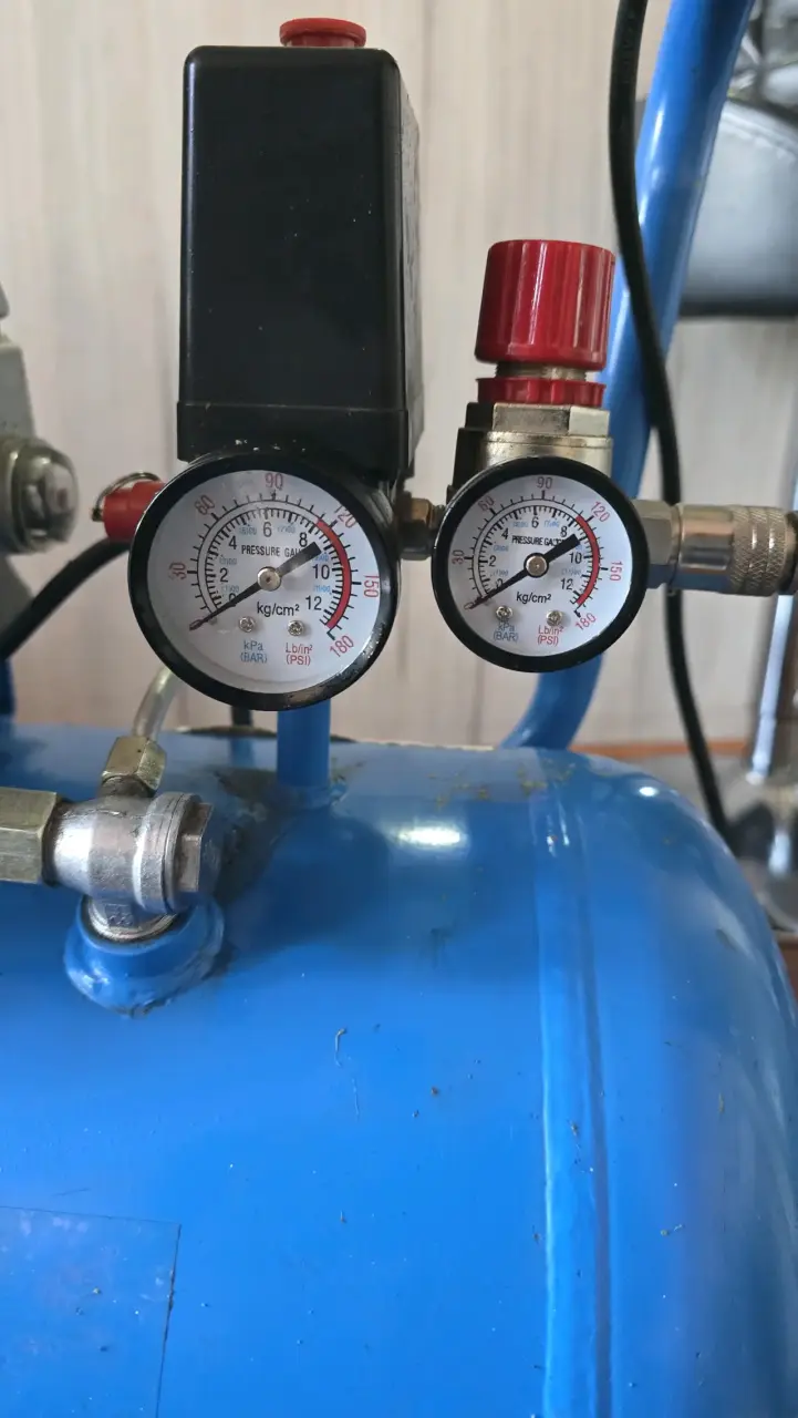 Compresor de Aire Alpha Pro 50L 2HP - 2