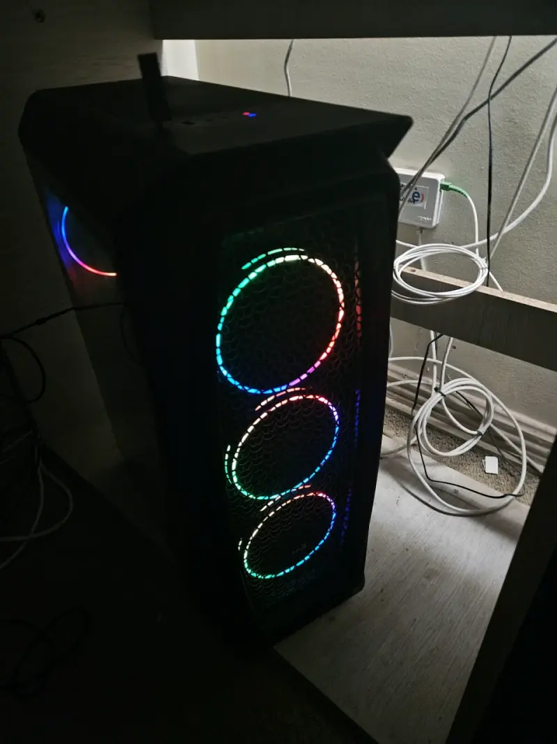 PC Gamer Intel i5-9400F + GTX 1660 Super 6GB - 1