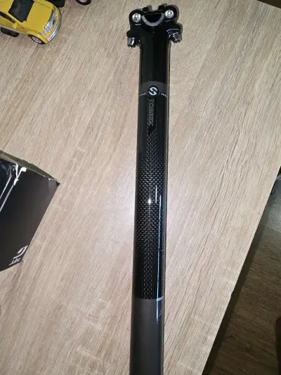 Tubo de sillín de carbono para bicicleta 30.8mm - miniatura 1