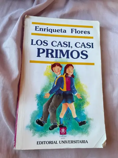 Libro 'Los Casi, Casi Primos' de Enriqueta Flores - miniatura 1
