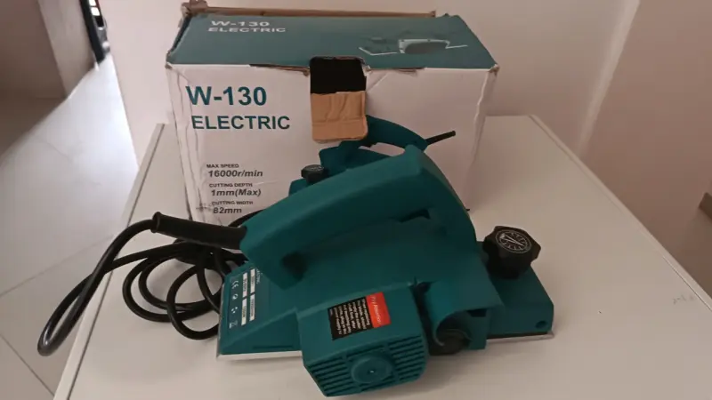 Cepillo Eléctrico W-130 para Madera - 3