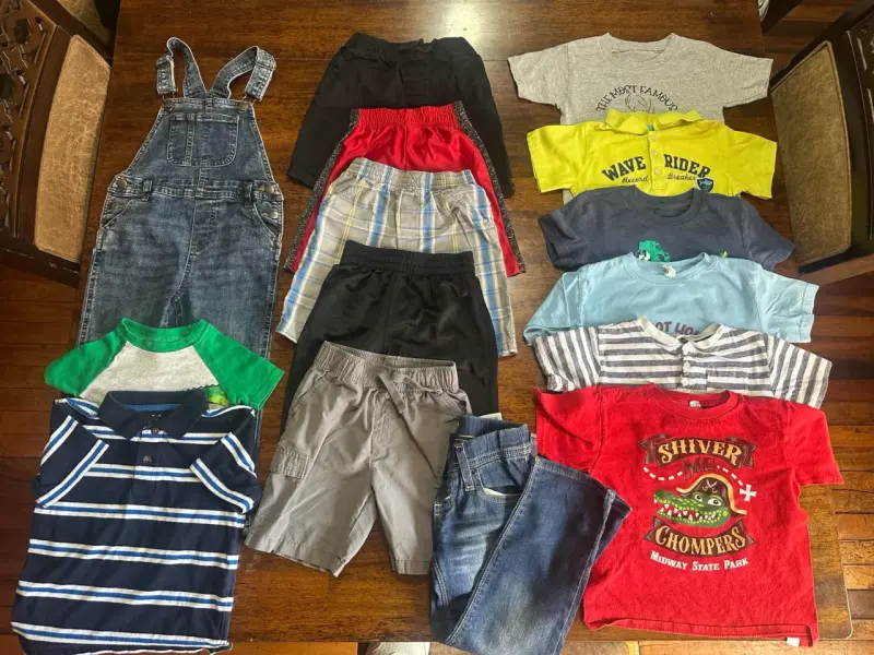 Lote de ropa niño talla 4 (#24) - 1