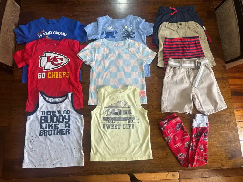 Lote de ropa niño talla 3 - 1