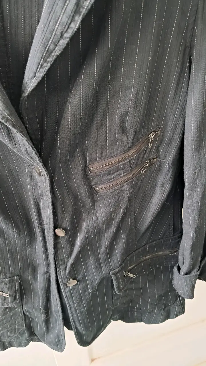 Blazer negro a rayas para mujer - 3