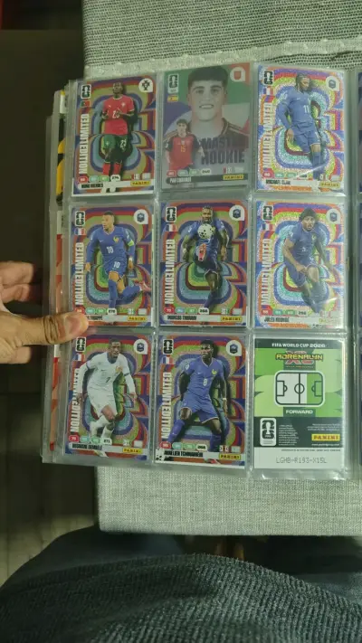 Glitter Adrenalyn Panini FIFA World Cup Limited - miniatura 3