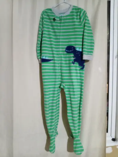 Pijamas enteros para niños con diseños divertidos - miniatura 2