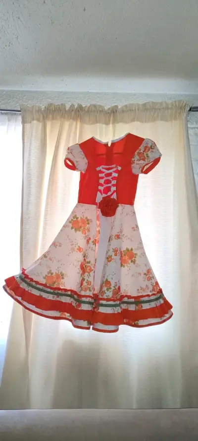 Vestido de Huasa Infantil con Flores - miniatura 3