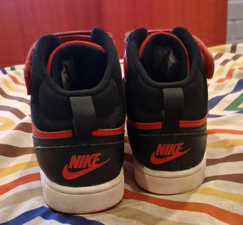 Zapatillas Nike court borough mid 2 - 4