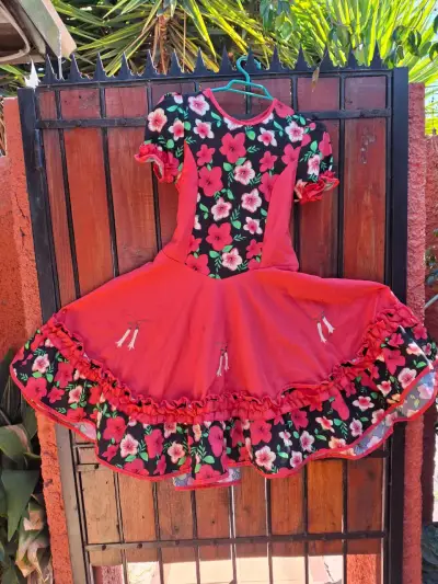 Vestido de Huasa Tradicional Chileno Floral - miniatura 3
