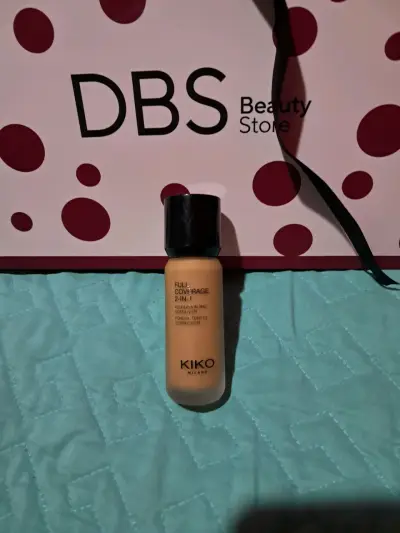 Base de maquillaje Kiko Milano Full Coverage - miniatura 1