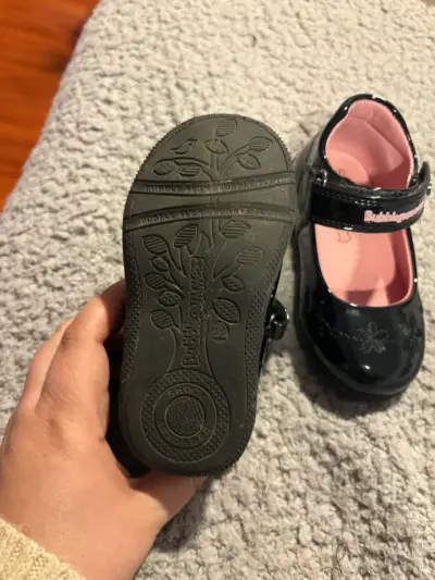 Zapatos de charol negro para niña Bubblegummers 22 - miniatura 2