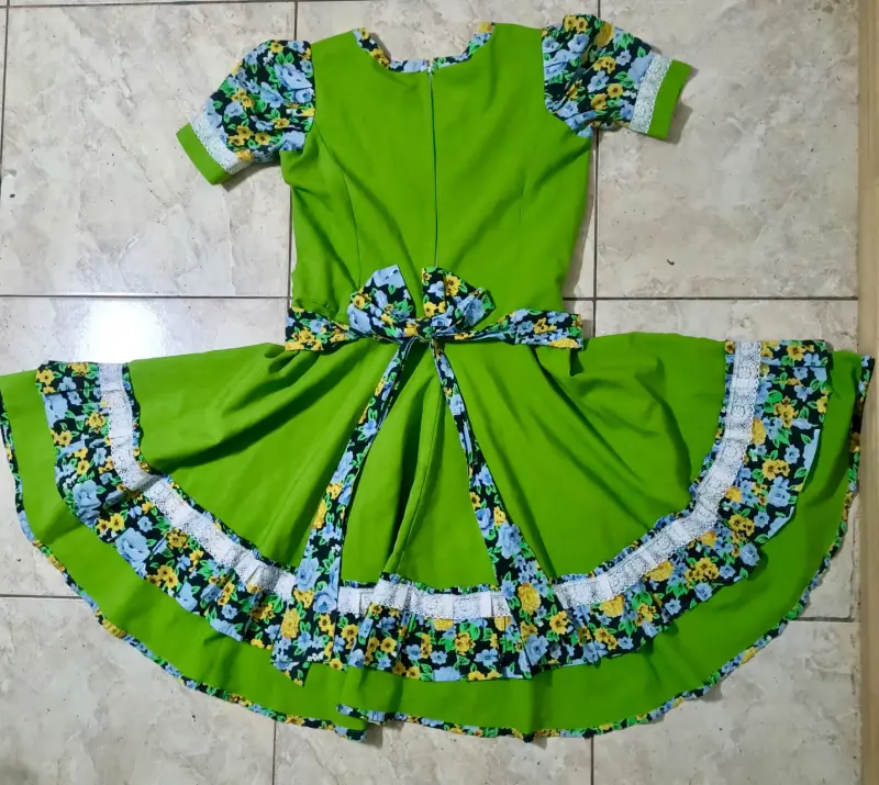 Vestido de Huasa Talla M - 3