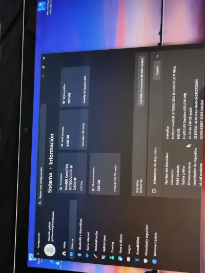 Tablet Microsoft Surface Pro con teclado desmontable - miniatura 3
