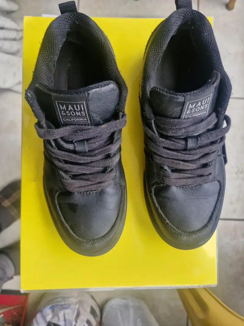 Zapatillas negras Maui & Sons - 3