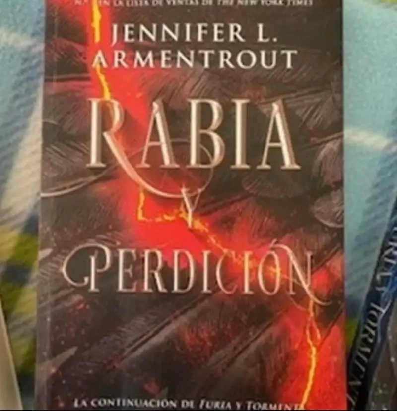 Libros Furia y Tormenta y Rabia y Perdición de Jennifer L. Armentrout - 2