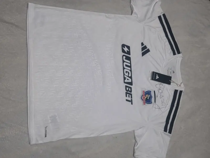 Camiseta Adidas Colo-Colo Autografiada Talla S - 2