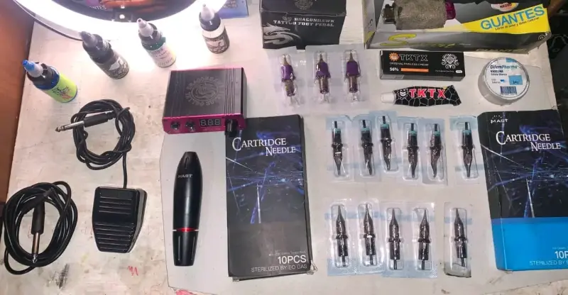 Kit de Tatuaje Completo con Máquina MAST y Accesorios