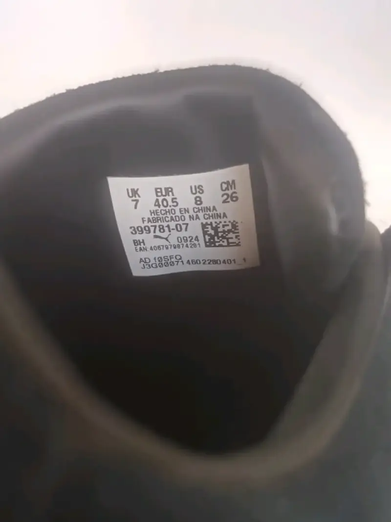 Zapatillas negras Puma Suede clásicas - 6