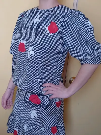 Vestido estampado de lunares y flores - miniatura 2