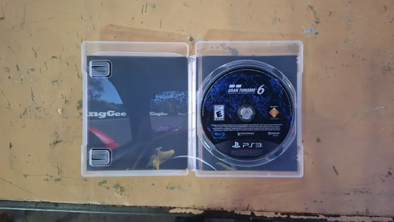 Juego PS3 Gran Turismo 6 en buen estado - 2