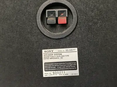Parlantes Sony SS-MD77 con protección magnética - miniatura 1