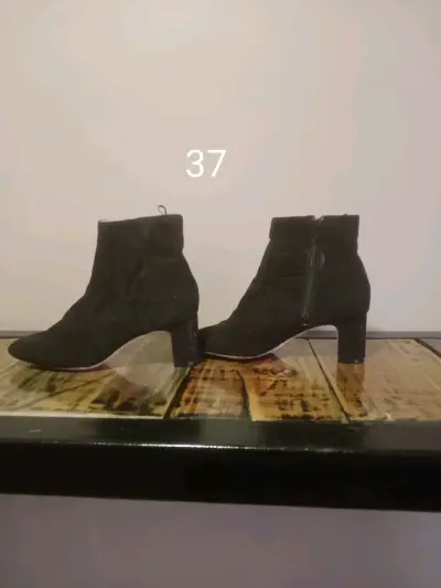 Botines de cuero negro - miniatura 2
