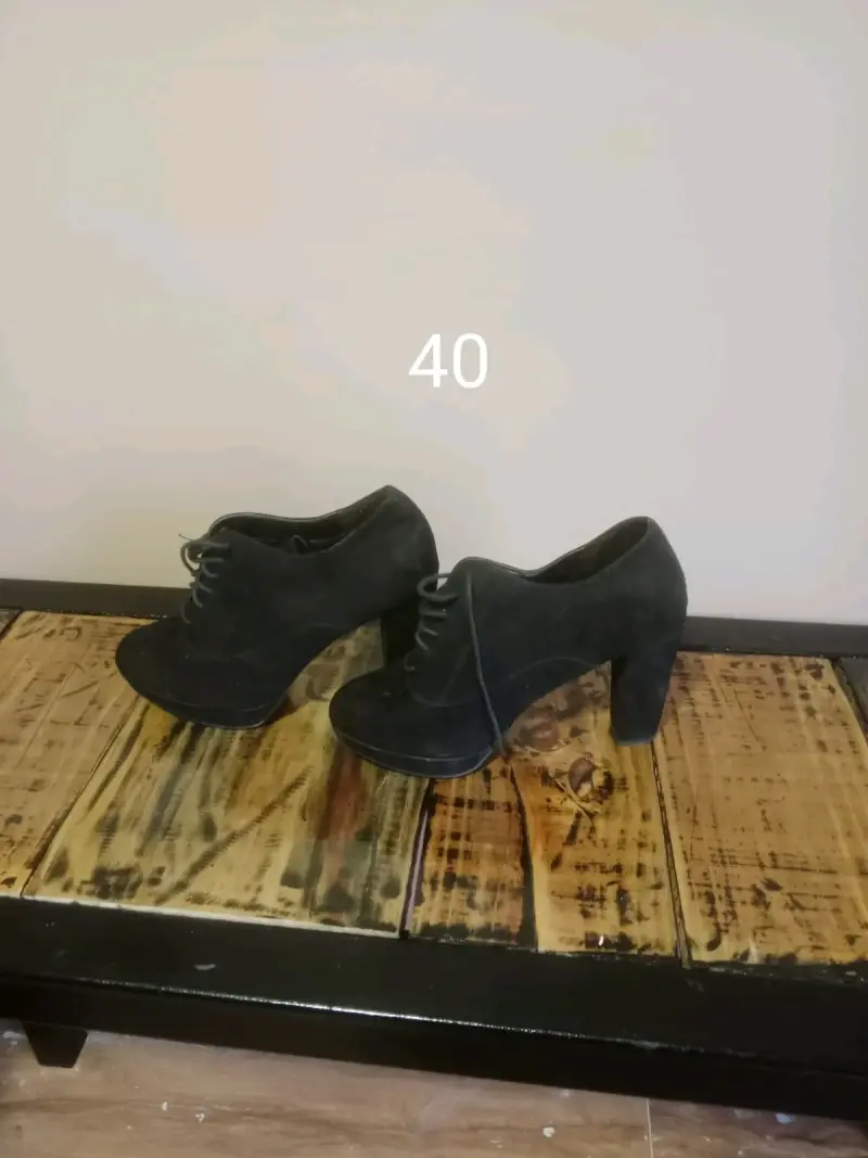 Botines de cuero negro - 4