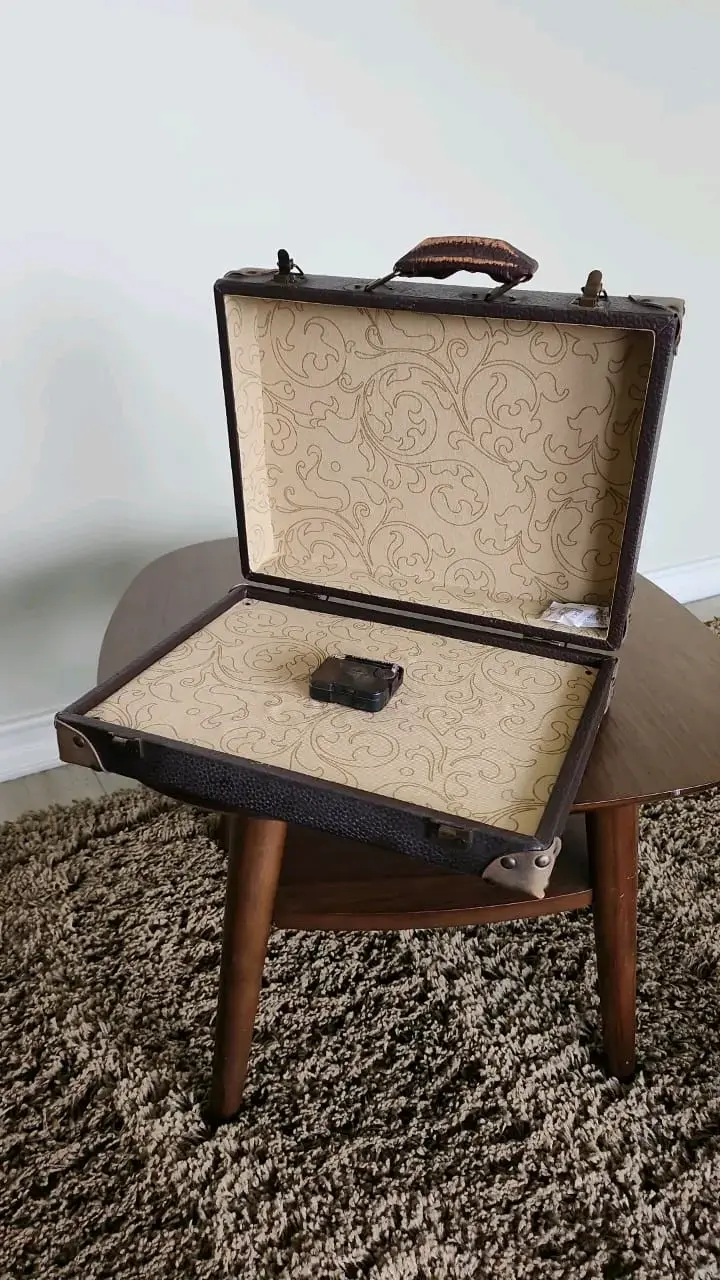 Reloj de Mesa Estilo Vintage con Caja Decorativa - 4