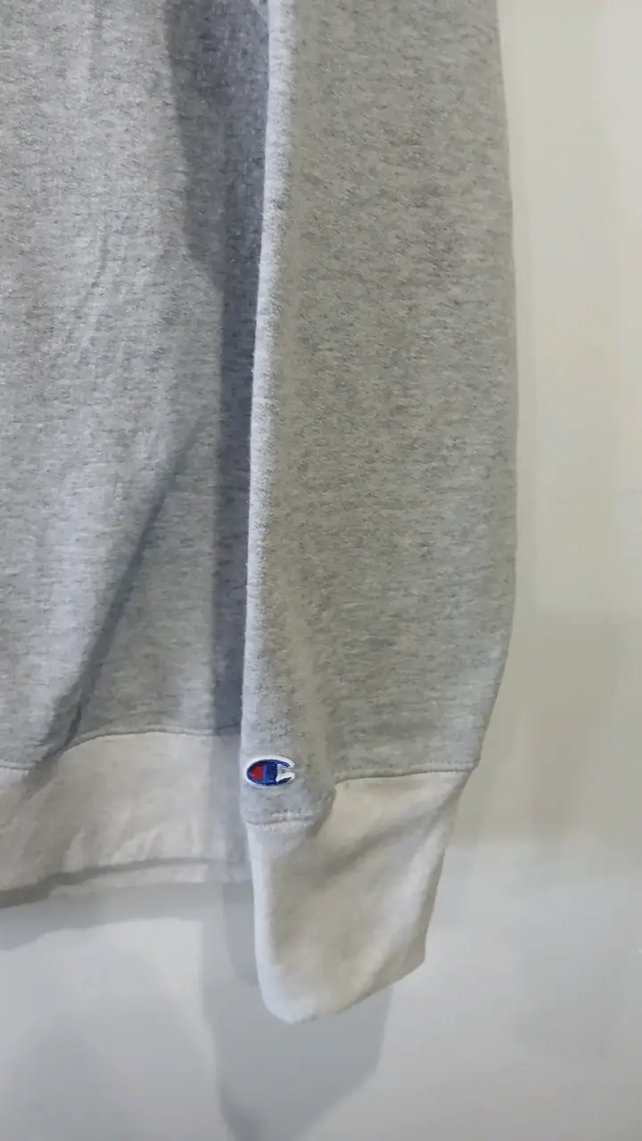 Polerón gris Champion talla 2XL - 2