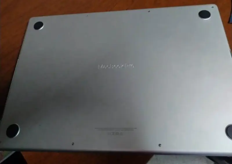 MacBook Pro 16 pulgadas como nuevo - 4