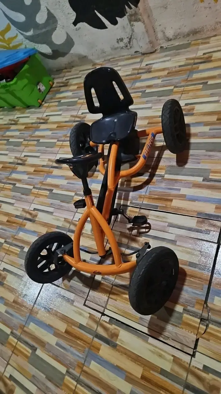 Kart a pedales para niños color naranja - 1