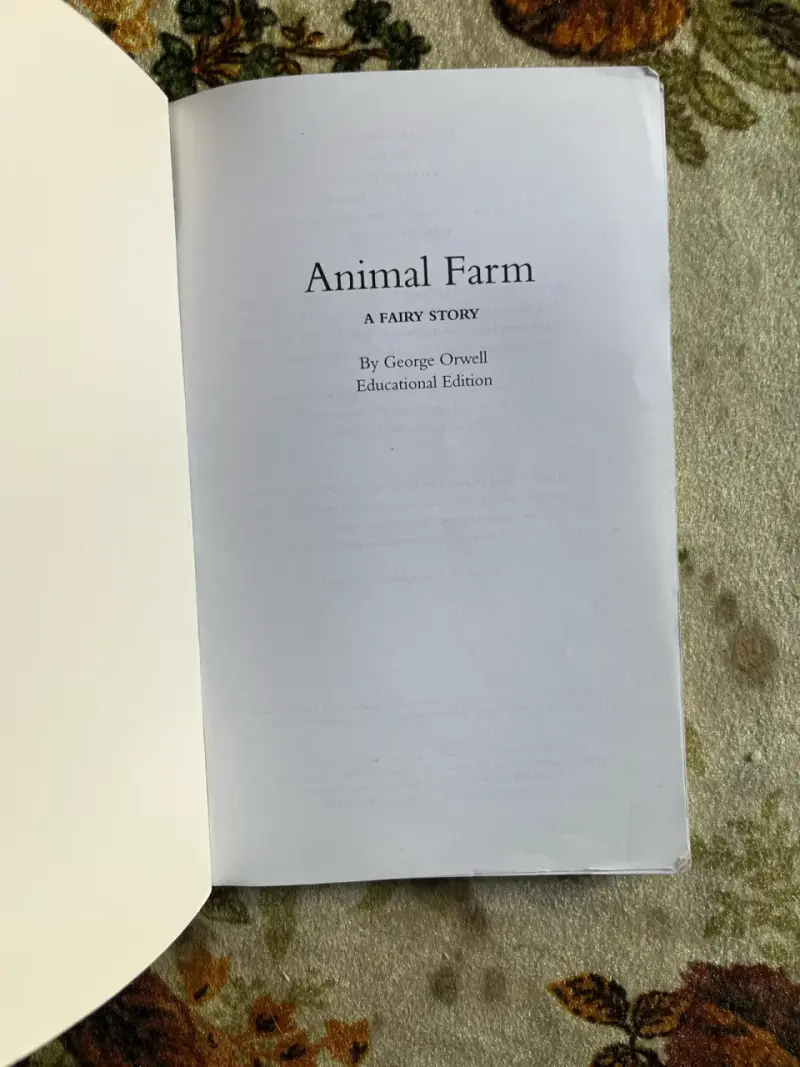 Libro Animal Farm de George Orwell Edición Educativa - 2