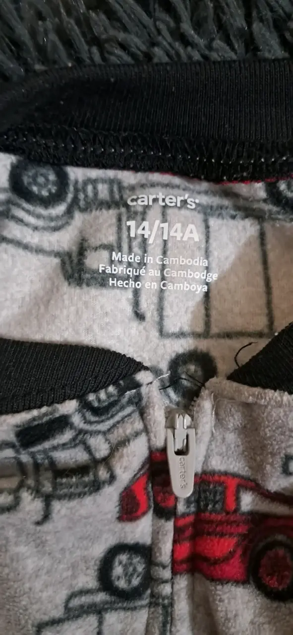 Pijama enterizo camuflaje para niños Carter's - 2